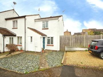 2 bedroom end of terrace house for sale