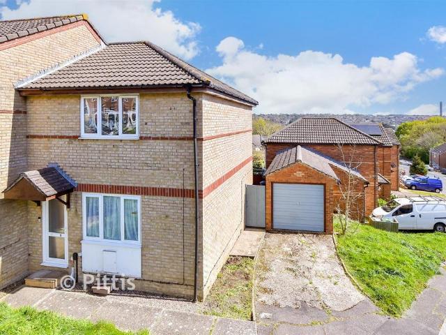 2 bedroom end of terrace house for sale