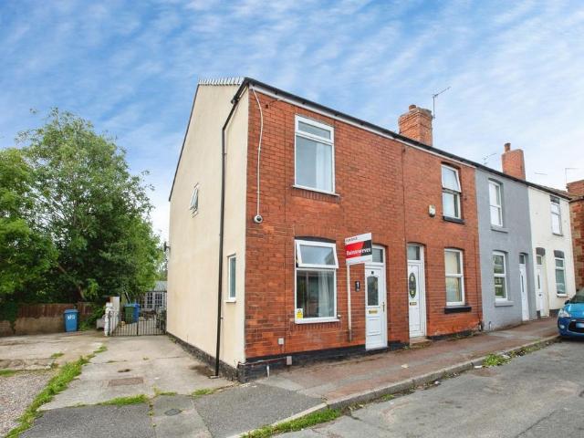 2 bedroom end of terrace house for sale