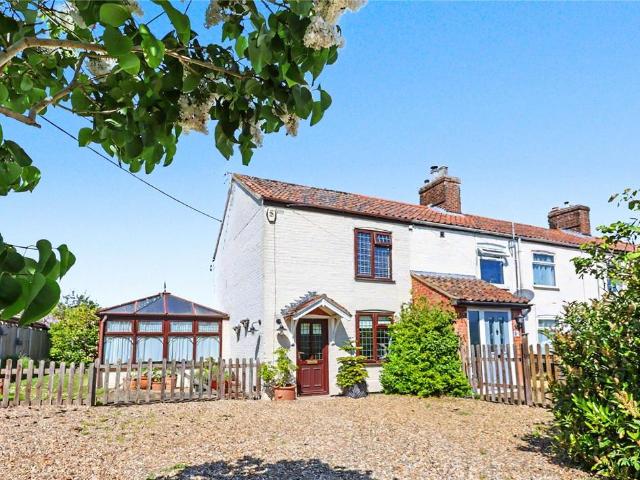 2 bedroom end of terrace house for sale
