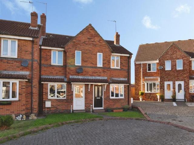 2 bedroom end of terrace house for sale