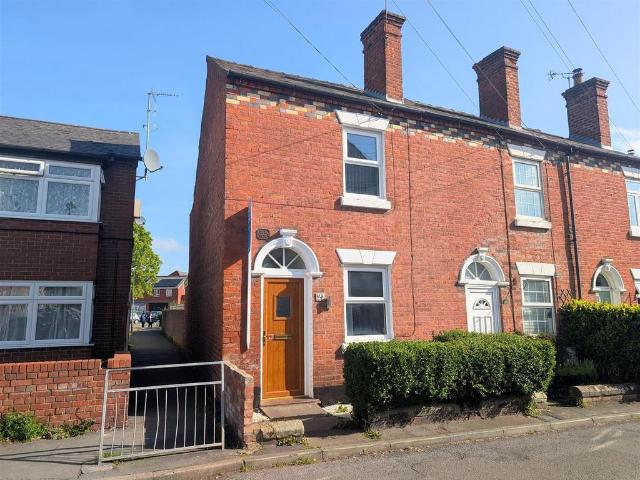 2 bedroom end of terrace house for sale