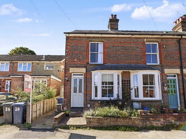 2 bedroom end of terrace house for sale
