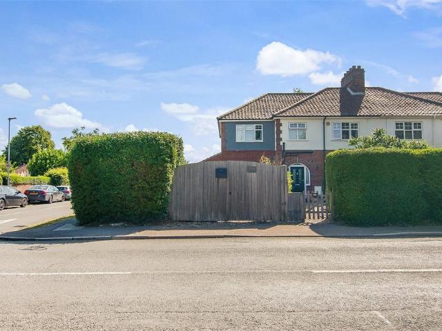 2 bedroom end of terrace house for sale