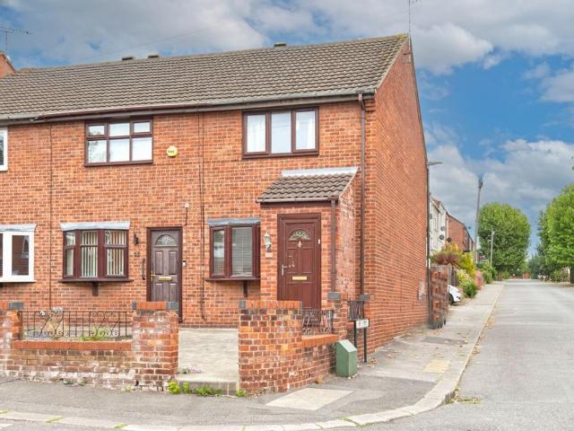 2 bedroom end of terrace house for sale