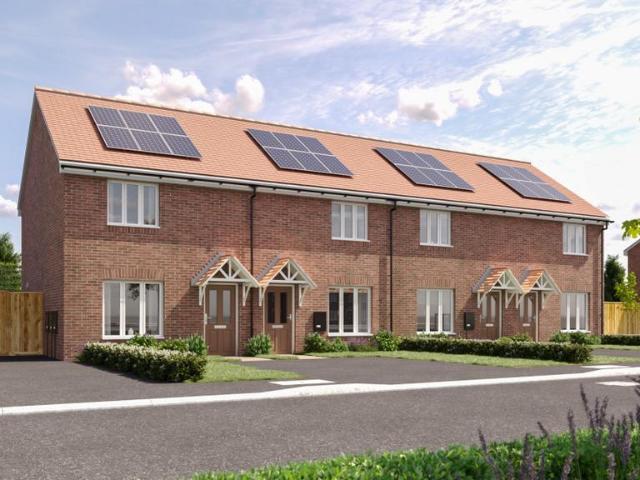 2 bedroom end of terrace house for sale