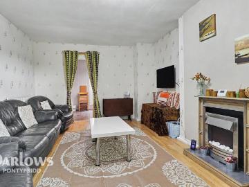 2 bedroom end of terrace house for sale