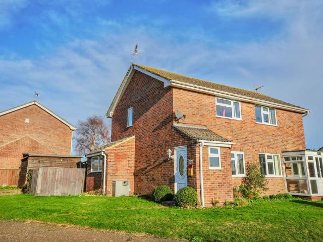 2 bedroom end of terrace house for sale