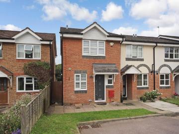 2 bedroom end of terrace house for sale