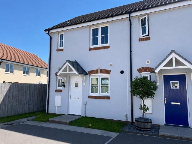 2 bedroom end of terrace house for sale