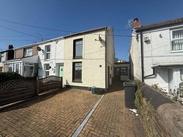 2 bedroom end of terrace house for sale