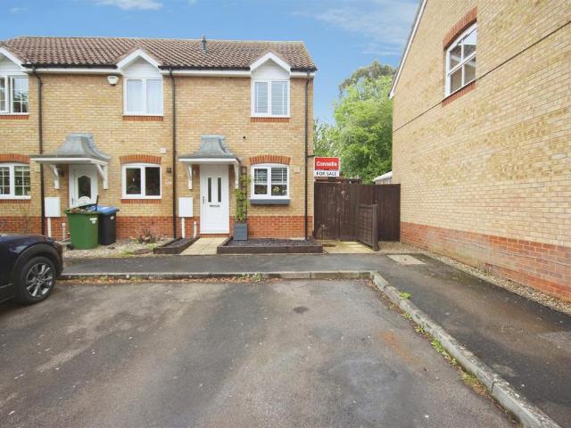 2 bedroom end of terrace house for sale