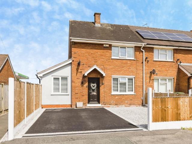 2 bedroom end of terrace house for sale