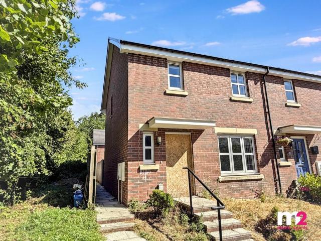 2 bedroom end of terrace house for sale
