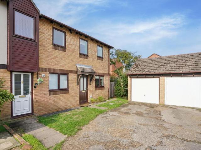 2 bedroom end of terrace house for sale