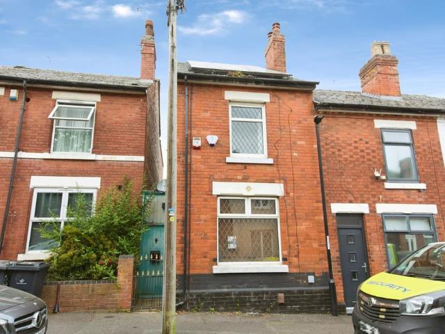 2 bedroom end of terrace house for sale