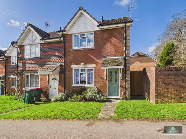 2 bedroom end of terrace house for sale