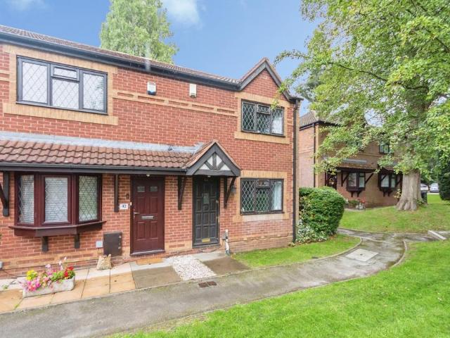 2 bedroom end of terrace house for sale
