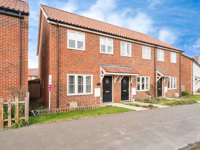 2 bedroom end of terrace house for sale