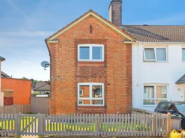 2 bedroom end of terrace house for sale