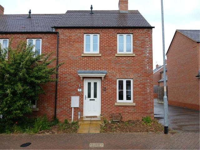 2 bedroom end of terrace house for sale