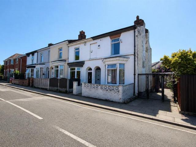2 bedroom end of terrace house for sale