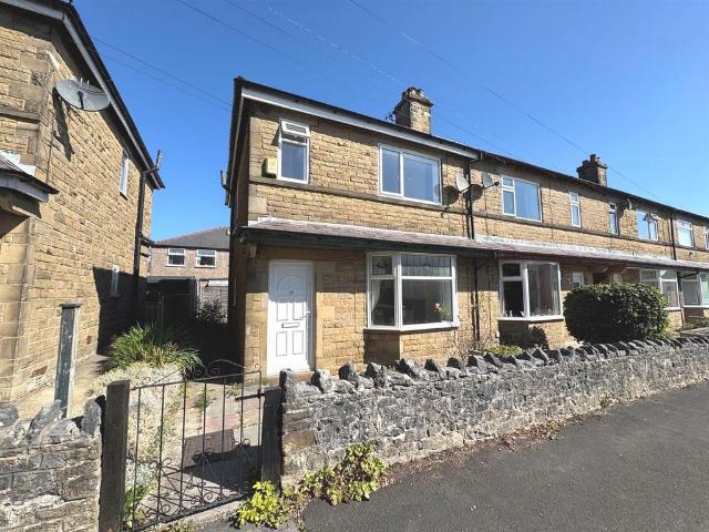 2 bedroom end of terrace house for sale