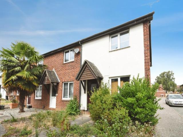 2 bedroom end of terrace house for sale