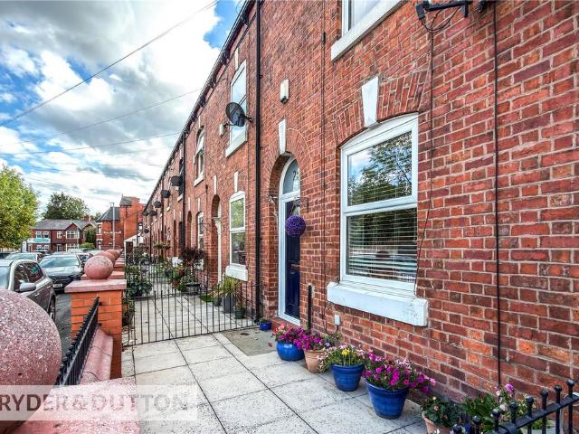 2 bedroom end of terrace house for sale
