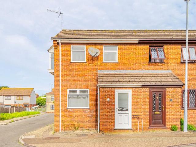 2 bedroom end of terrace house for sale
