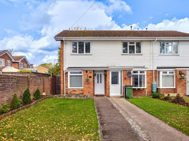 2 bedroom end of terrace house for sale