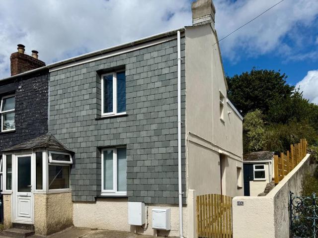 2 bedroom end of terrace house for sale