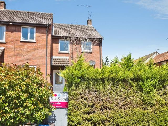 2 bedroom end of terrace house for sale