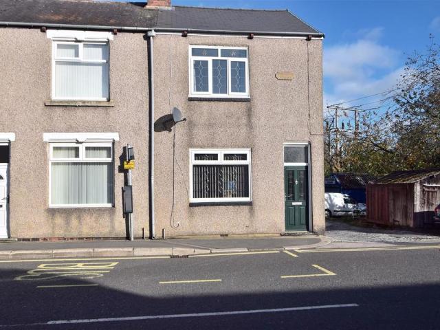 2 bedroom end of terrace house for sale