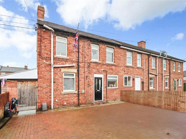 2 bedroom end of terrace house for sale