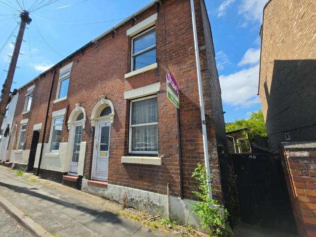 2 bedroom end of terrace house for sale