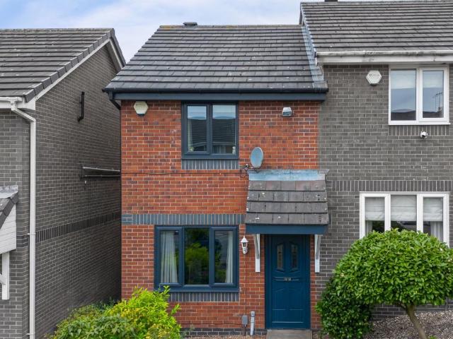 2 bedroom end of terrace house for sale