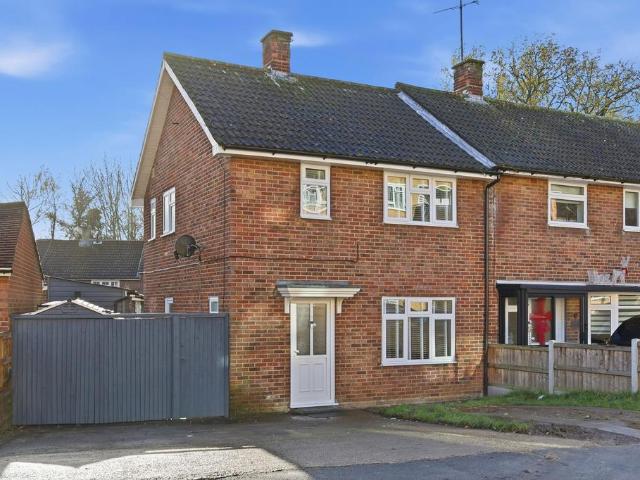 2 bedroom end of terrace house for sale