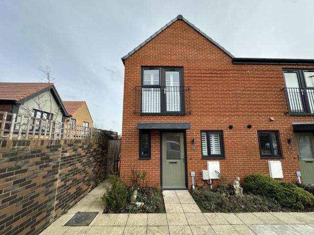 2 bedroom end of terrace house for sale