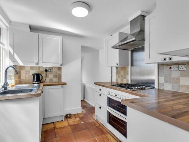 2 bedroom end of terrace house for sale in Gladstone Road, Willesborough, TN24