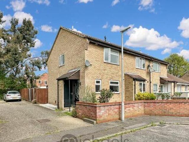 2 Bedroom End Of Terrace House For Sale In Highwoods, Colchester
