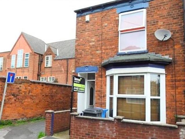 2 Bedroom End Of Terrace House For Sale In Hull