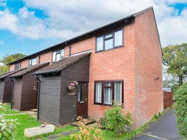 2 Bedroom End Of Terrace House For Sale In New Milton, Hampshire