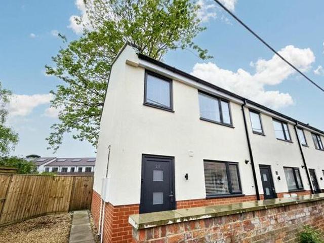 2 Bedroom End Of Terrace House For Sale In Trowbridge