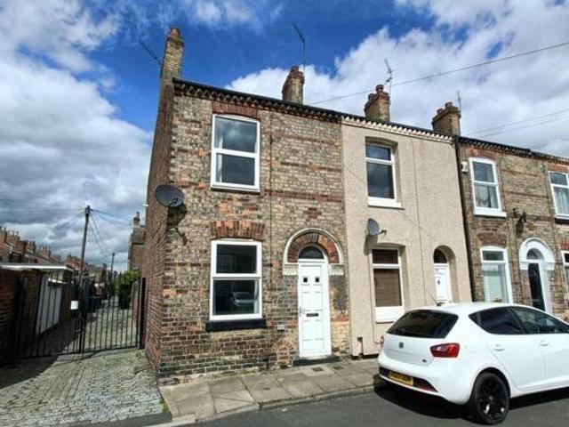 2 Bedroom End Of Terrace House For Sale In York