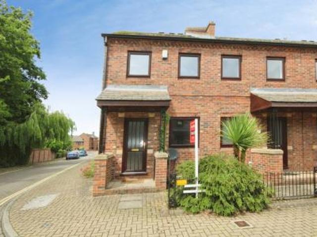 2 bedroom End of terrace house To Let
