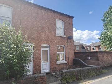 2 bedroom end of terrace house to rent