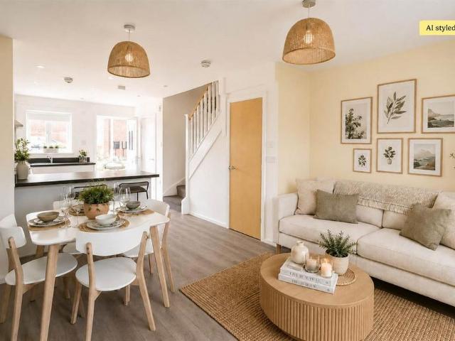 2 bedroom end of terrace house to rent