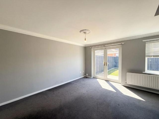 2 bedroom end of terrace house to rent