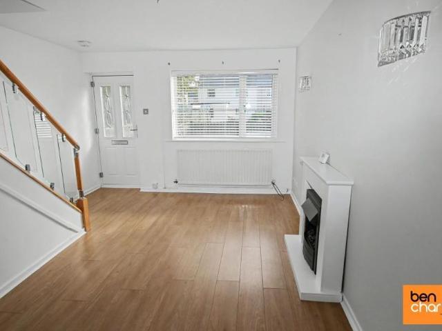 2 bedroom end of terrace house to rent